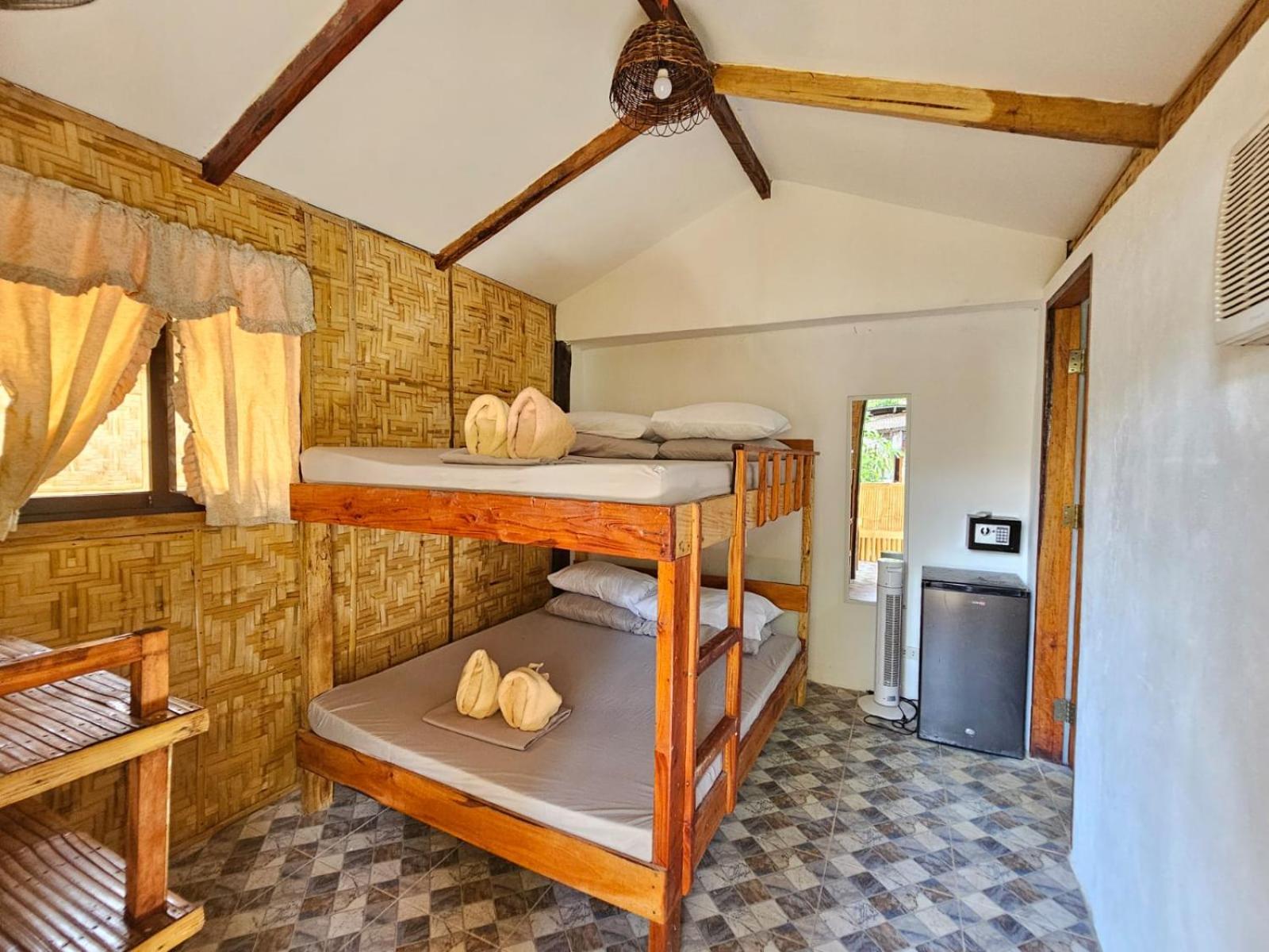 Big Bamboo Beach Resort Sipalay Extérieur photo